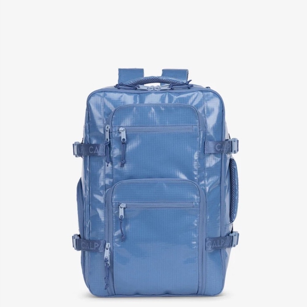 ISO: Terra 26L Laptop Duffel Backpack in Glacier (blue)